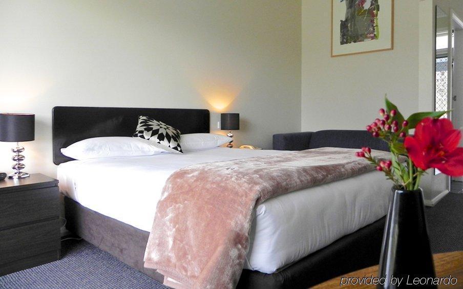 Moore Park Inn อาร์มีเดล ภายนอก รูปภาพ