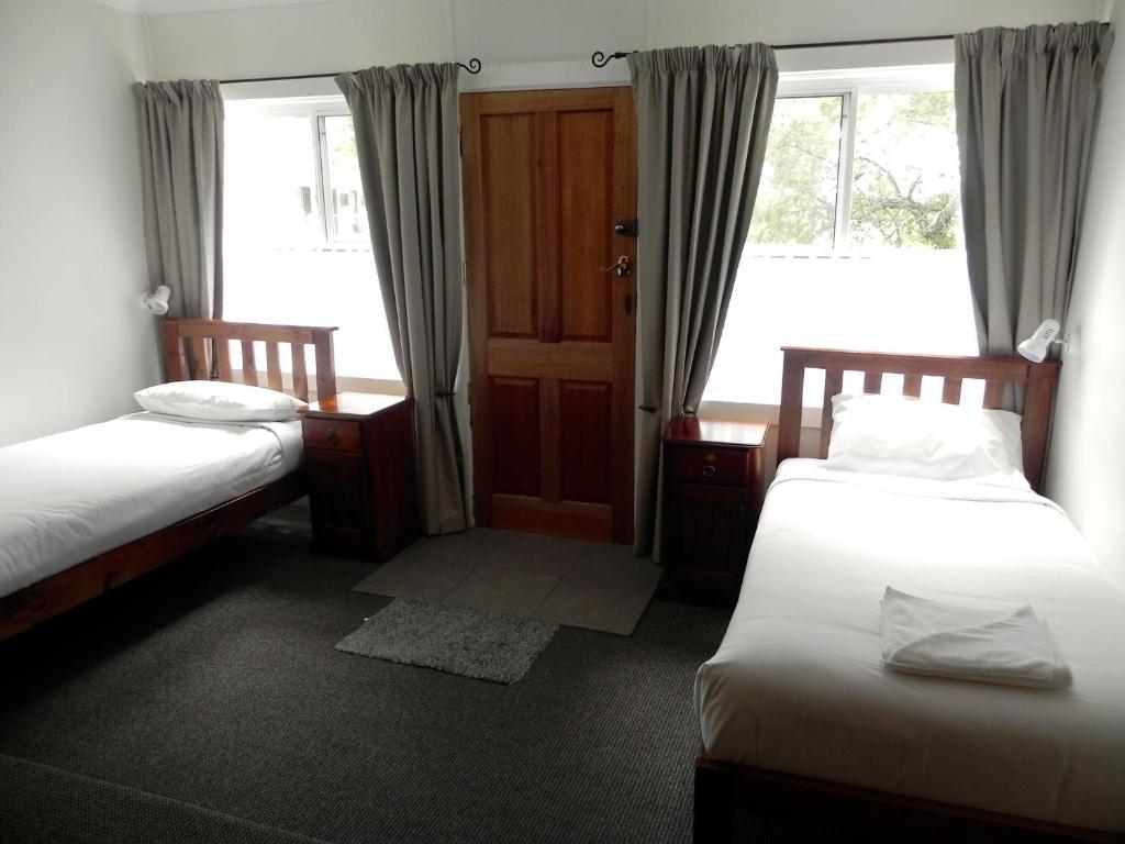 Moore Park Inn อาร์มีเดล ห้อง รูปภาพ